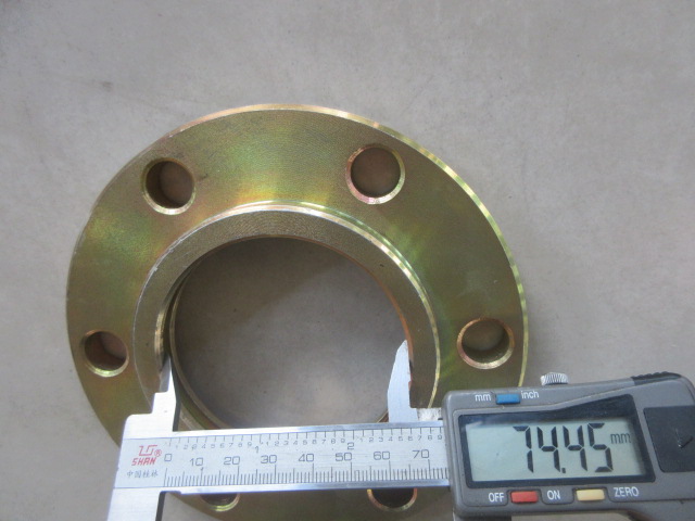 Фланец 252600573