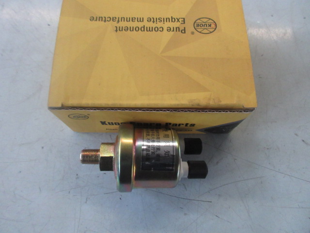 Датчик давления масла в ГМП YG2221E3 CDM855F